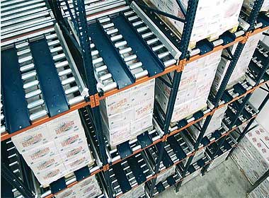 Робот на складе